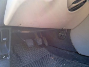rover75pedalspanelopen rover 75 pedals panel open